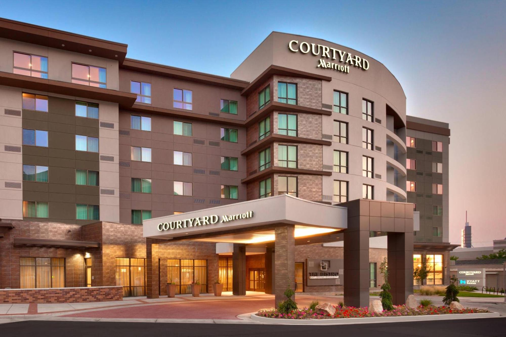 Courtyard By Marriott Salt Lake City Downtown Hotel Exterior photo